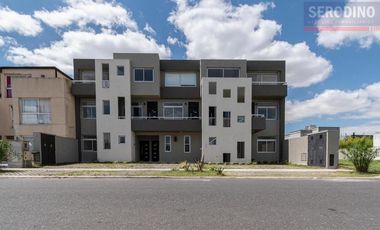 Departamento 3 ambientes Frente Parque Lineal con patio privado