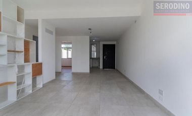 Departamento 3 ambientes Frente Parque Lineal con patio privado