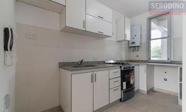 Departamento 3 ambientes Frente Parque Lineal con patio privado