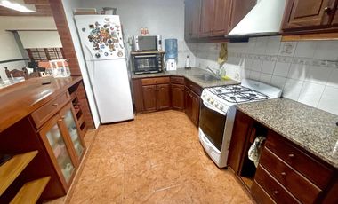 Venta casa con 2 habitaciones, jardín en Lobos