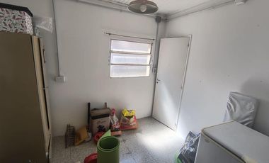 Casa en venta - 4 Dormitorios 1 Baño - Local - Etcheverry