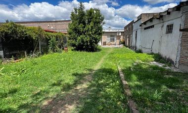 Casa en venta - 4 Dormitorios 1 Baño - Local - Etcheverry
