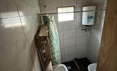 Casa en venta - 4 Dormitorios 1 Baño - Local - Etcheverry