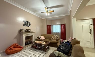 Casa sarandi cinco ambientes en venta