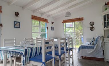 Casa en  venta a metros del mar y av. princial Mar Chiquita - Lote 745m2