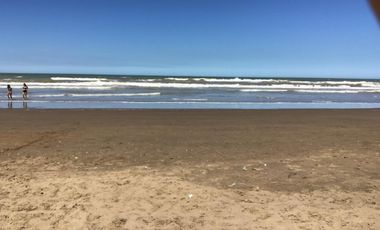 Dúplex en venta - 2 Dormitorios 2 Baños - 148.52Mts2 - Mar del Tuyú