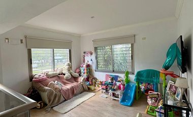 Casa en  Funes de dos dormitorios con patio