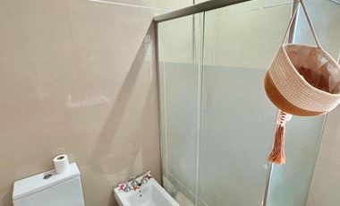 Casa en  Funes de dos dormitorios con patio