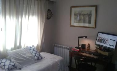 Departamento en venta - 2 Dormitorios 2 Baños - Cochera - 74Mts2 - Miramar