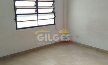 Alquiler de Departamento 2 Ambientes  en Castelar  Con Cochera doble, Parrilla y Pileta