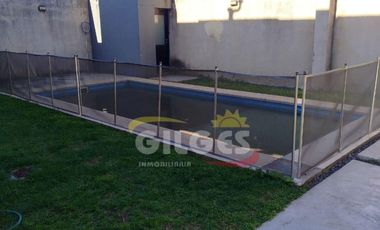 Alquiler de Departamento 2 Ambientes  en Castelar  Con Cochera doble, Parrilla y Pileta