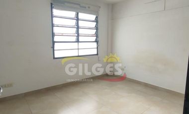 Alquiler de Departamento 2 Ambientes  en Castelar  Con Cochera doble, Parrilla y Pileta