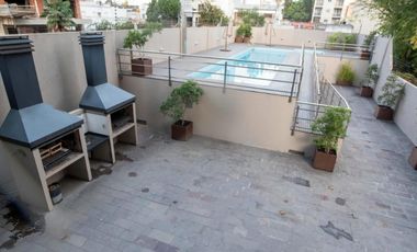 Departamento en venta - 3 Dormitorios 3 Baños - Cochera - 140Mts2 - Quilmes