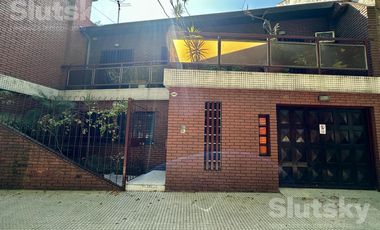 PH en Venta con Cochera - Belgrano - Sin Expensas - Permuta