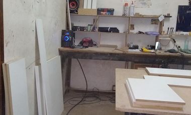 venta   local   213 m2  caseros