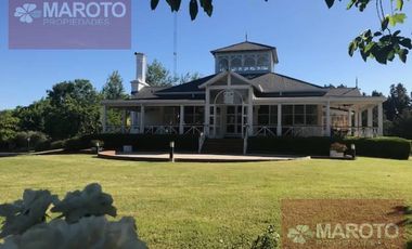 CASA EN VENTA EN BARRIO PRIVADO SEPTIEMBRE - MAROTO PROPIEDADES