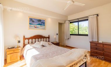 CASA EN VENTA EN BARRIO PRIVADO SEPTIEMBRE - MAROTO PROPIEDADES