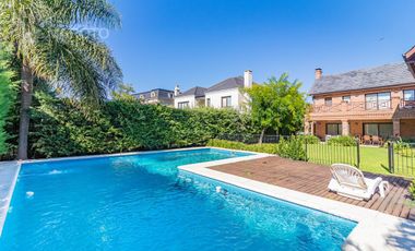 CASA EN VENTA EN BARRIO PRIVADO SEPTIEMBRE - MAROTO PROPIEDADES