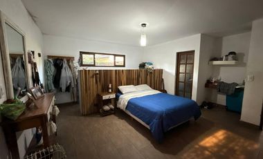 Casa en  venta La Caleta con quincho