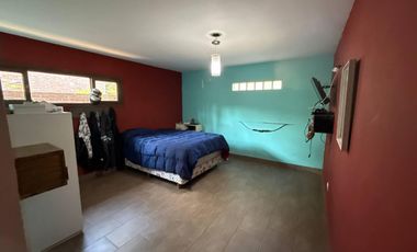 Casa en  venta La Caleta con quincho