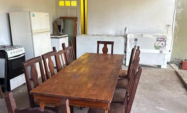 Casa en  venta La Caleta con quincho