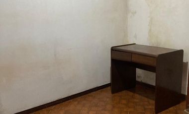 Casa en venta - 4 Dormitorios 2 Baños - Local - 152Mts2 - Quilmes