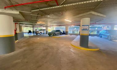 Departamento a estrenar de 4 amb   dependencia  en venta en   Infinity Towers - Olivos