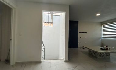 RENTA DE CASA AMUEBLADA EN LA ANTIGUA CEMENTERA, PUEBLA, CUATRO RECAMARAS