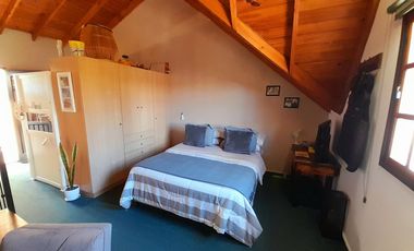 Sólido Dúplex 4 amb con detalles de categoría! Olivos.