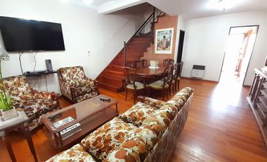 Sólido Dúplex 4 amb con detalles de categoría! Olivos.