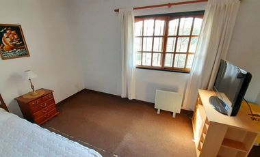 Sólido Dúplex 4 amb con detalles de categoría! Olivos.