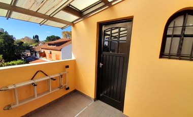 Sólido Dúplex 4 amb con detalles de categoría! Olivos.