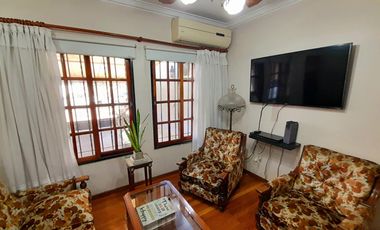 Sólido Dúplex 4 amb con detalles de categoría! Olivos.