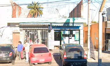 Locales en venta - 2 Deposito 2 Baños - 303Mts2 - Rafael Calzada, Almirante Brown