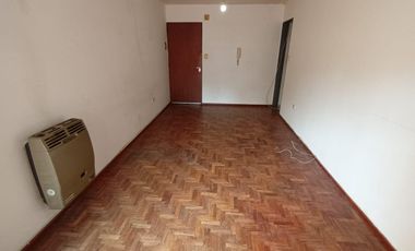 CENTRO ALQUILER DEPARTAMENTO 1 DORMITORIO GRAN TERRAZA