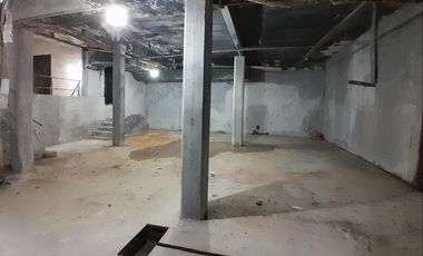 Depósito en venta - PB y sótano - A RECICLAR -  más de 300 mts en Caballito - sin expensas