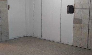 Locales Comerciales en venta - 300Mts2 - Merlo