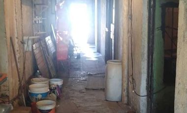 Locales Comerciales en venta - 300Mts2 - Merlo