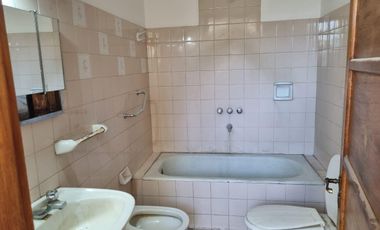 PH en venta - 3 Dormitorios 2 Baños - 125Mts2 - Luján