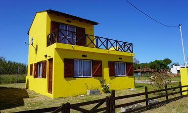 Casa en  venta a 200mts del mar
