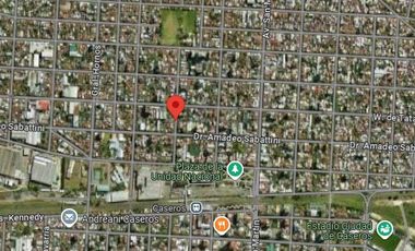 Cochera en venta - 12Mts2 - Caseros