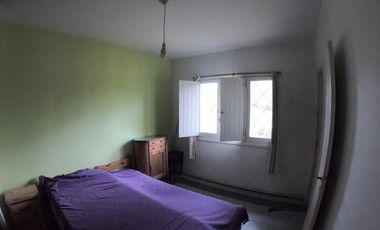 Casa en venta - 1 Dormitorio 1 Baño - Cochera - 690Mts2 - Glew, Almirante Brown
