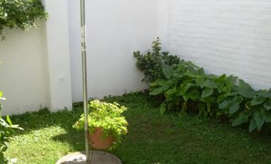 Casa en venta - 3 Dormitorios 2 Baños - San Pedro