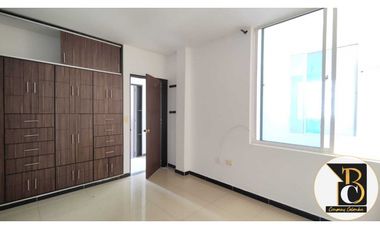 SE ARRIENDA CASA DE 3 PISOS EN EL BARRIO CARIBABARE