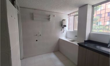 SE ARRIENDA ESPECTACULAR  APARTAMENTO EN DIAMANTE 2.