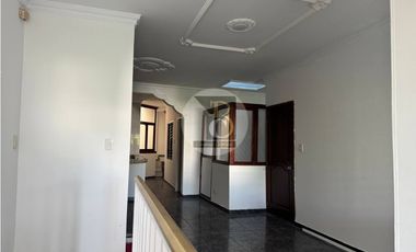 APARTAMENTO PARA OFICINA/VIVIENDA