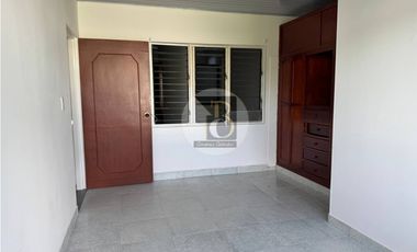 APARTAMENTO PARA OFICINA/VIVIENDA
