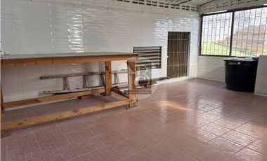 APARTAMENTO PARA OFICINA/VIVIENDA