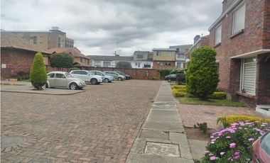 ARRIENDO CASA ESQUINERA 117 M2 PALOS VERDES CHIA