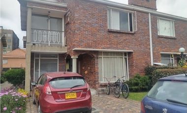 ARRIENDO CASA ESQUINERA 117 M2 PALOS VERDES CHIA